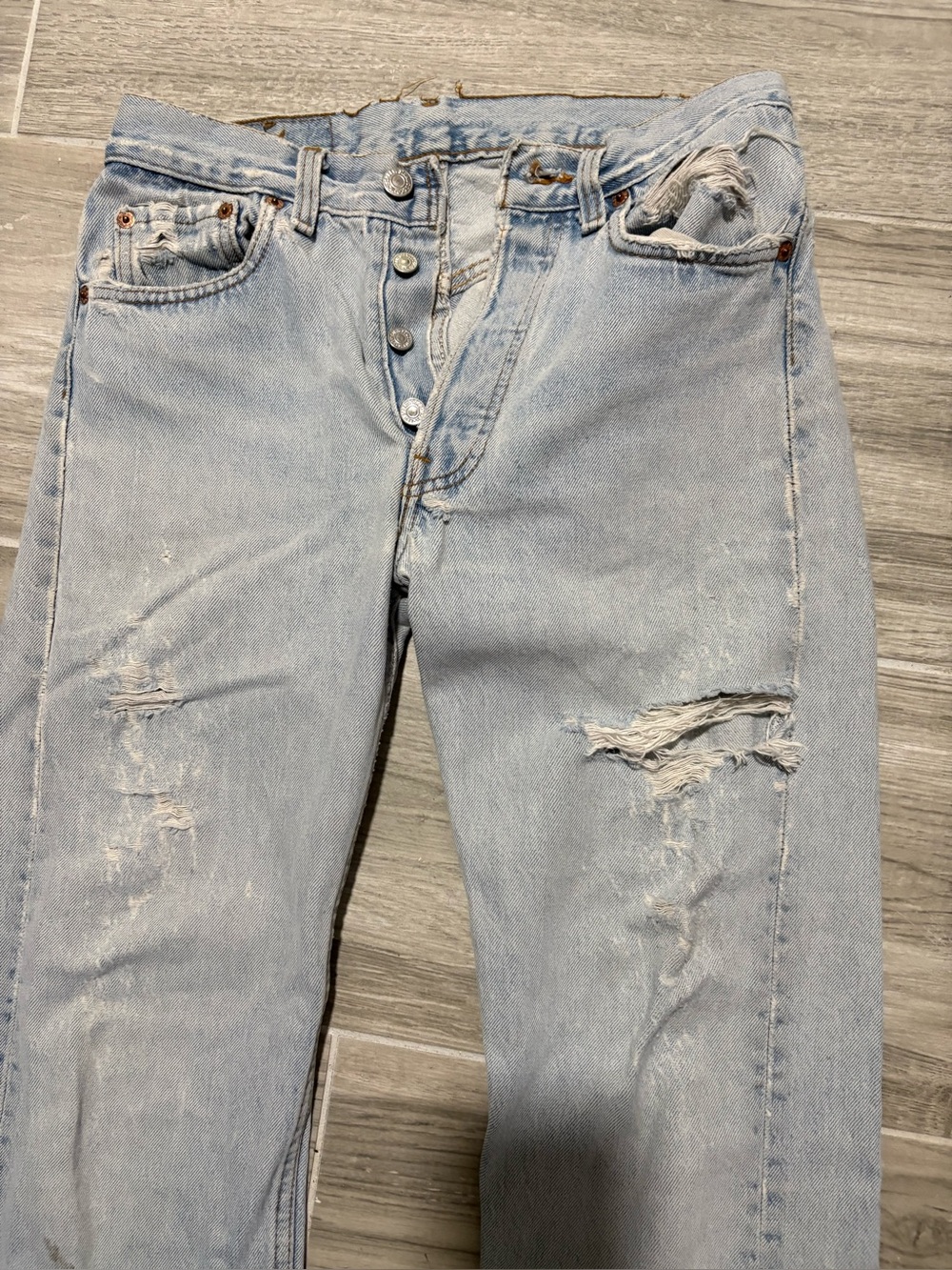 Levi’s 90s retro light blue distressed Women's Jeans 25 XS